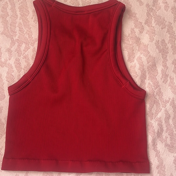 Gap fit tank top - Picture 2 of 2
